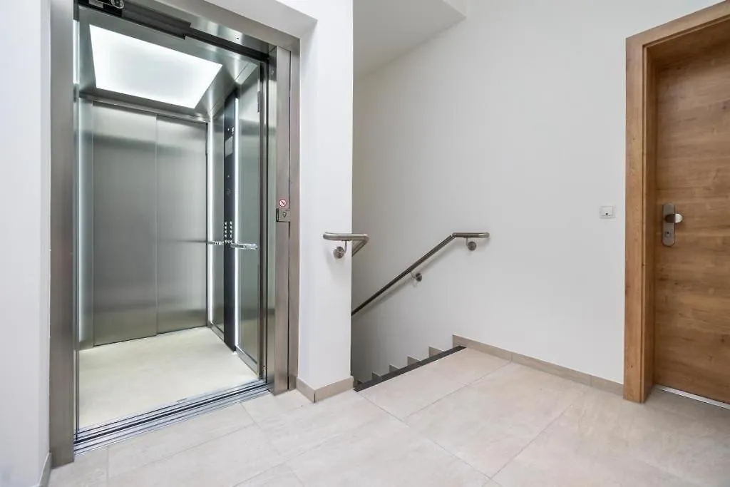 Bennett Apartment Vienne 0*,